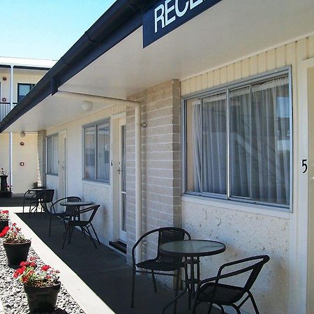 Cedar Court Motel Napier Ngoại thất bức ảnh