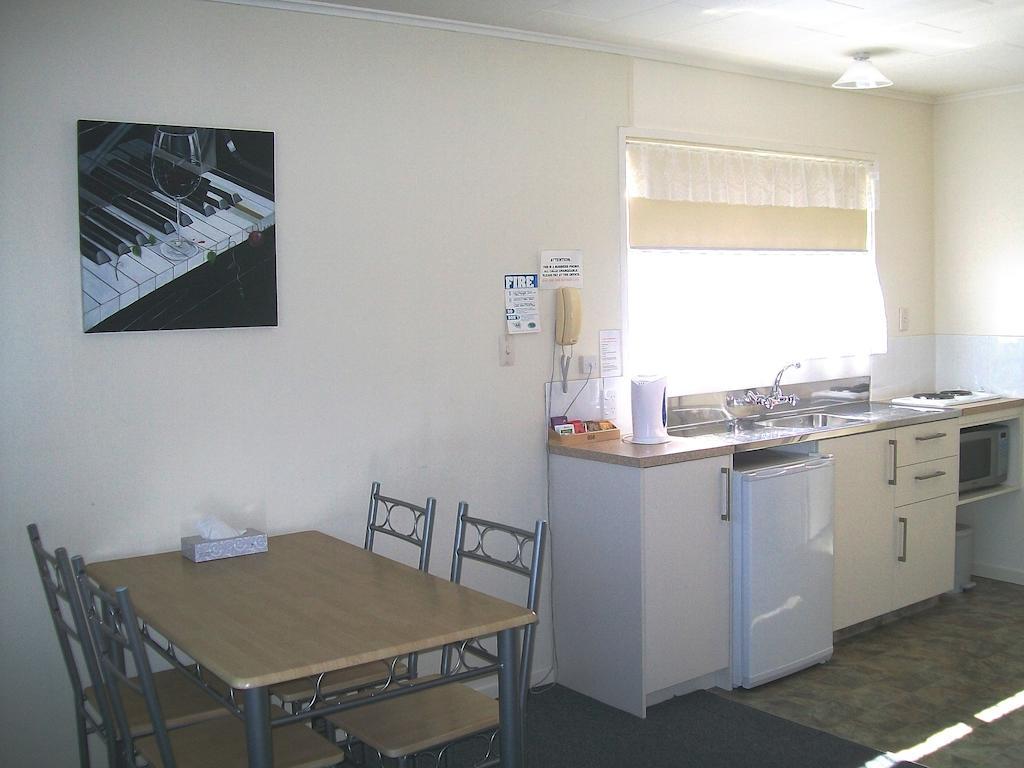 Cedar Court Motel Napier Ngoại thất bức ảnh