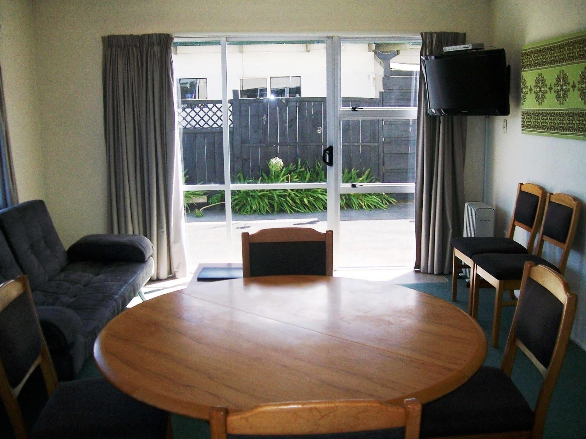 Cedar Court Motel Napier Ngoại thất bức ảnh