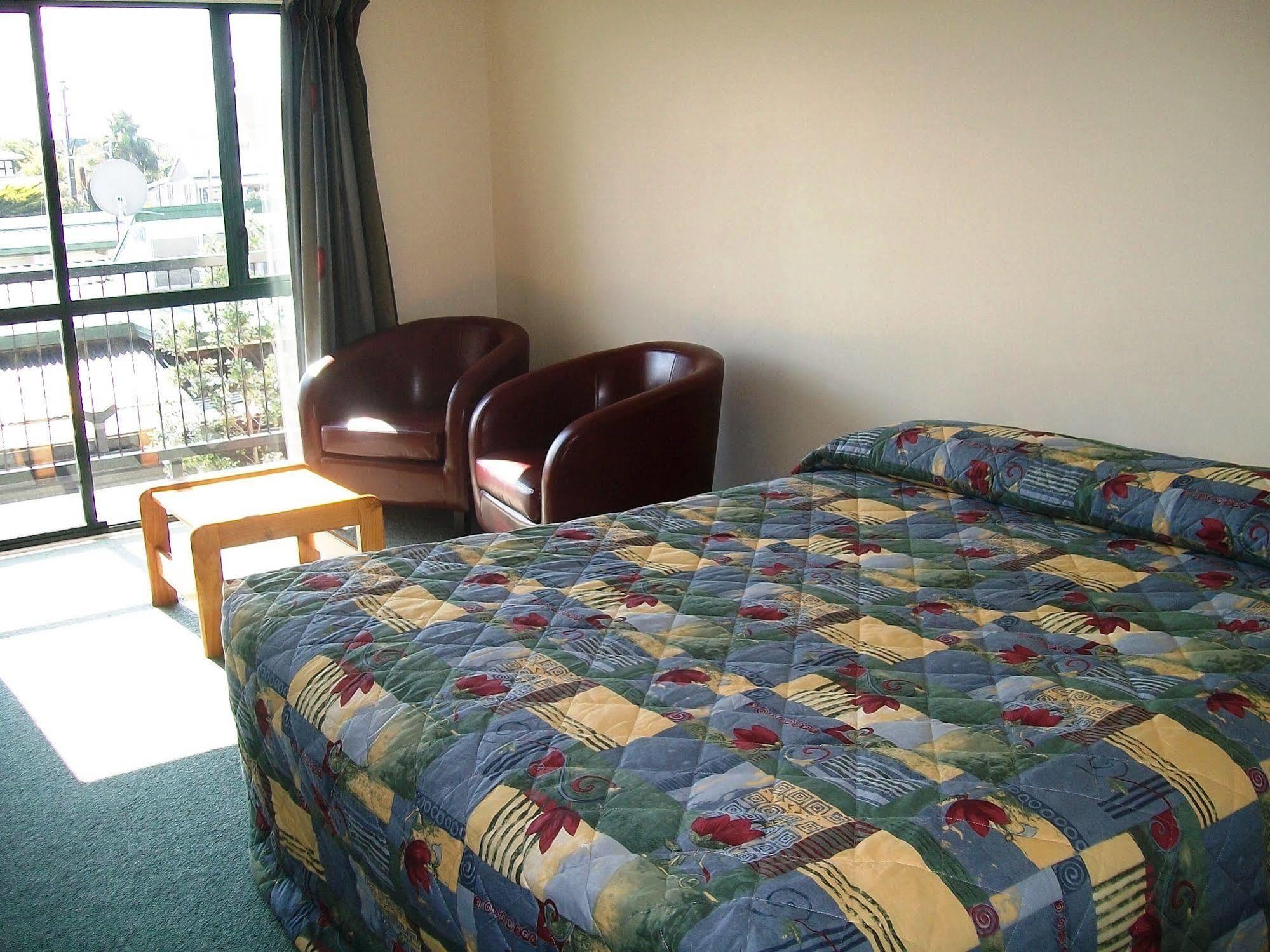 Cedar Court Motel Napier Ngoại thất bức ảnh