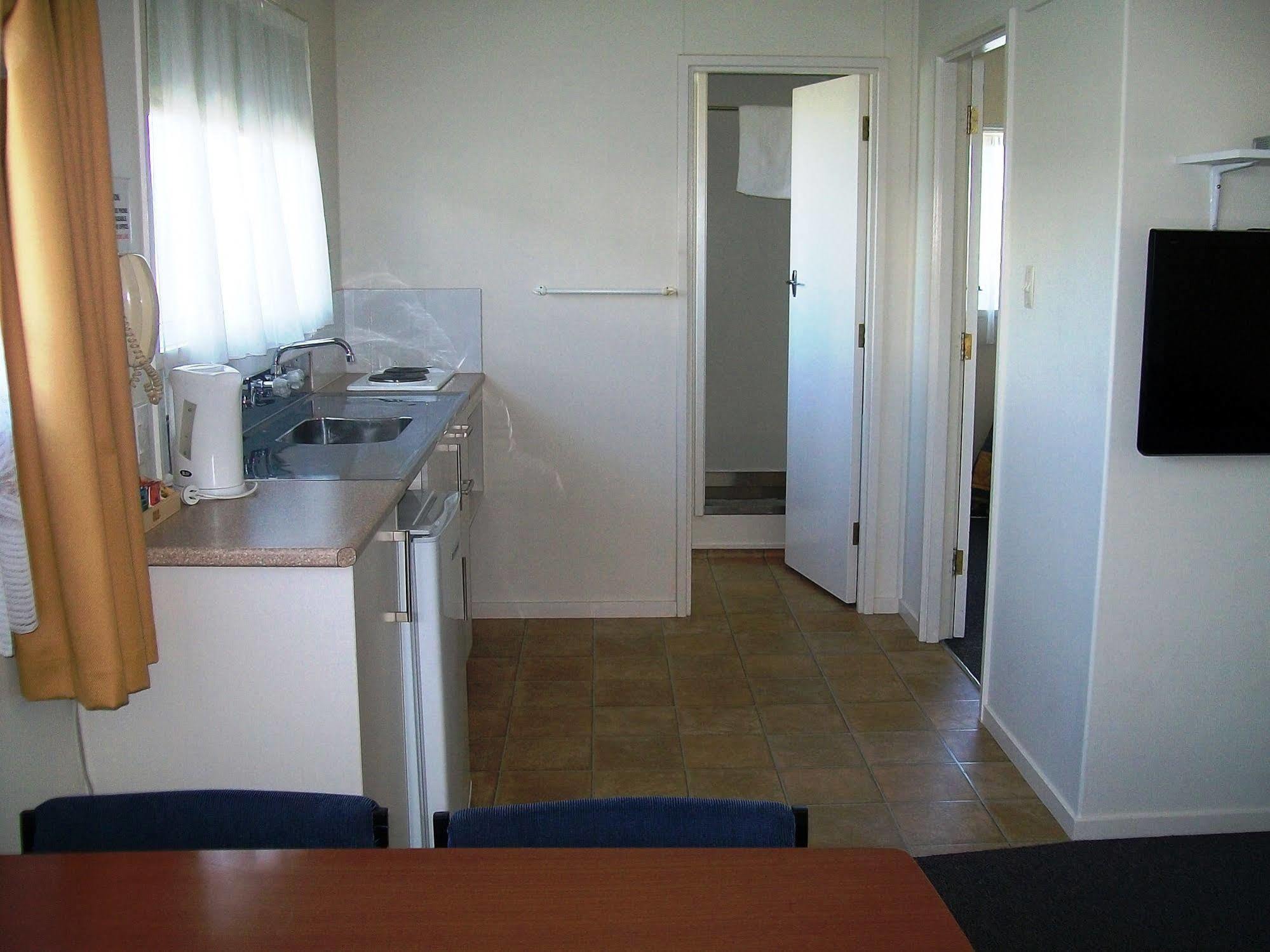 Cedar Court Motel Napier Ngoại thất bức ảnh