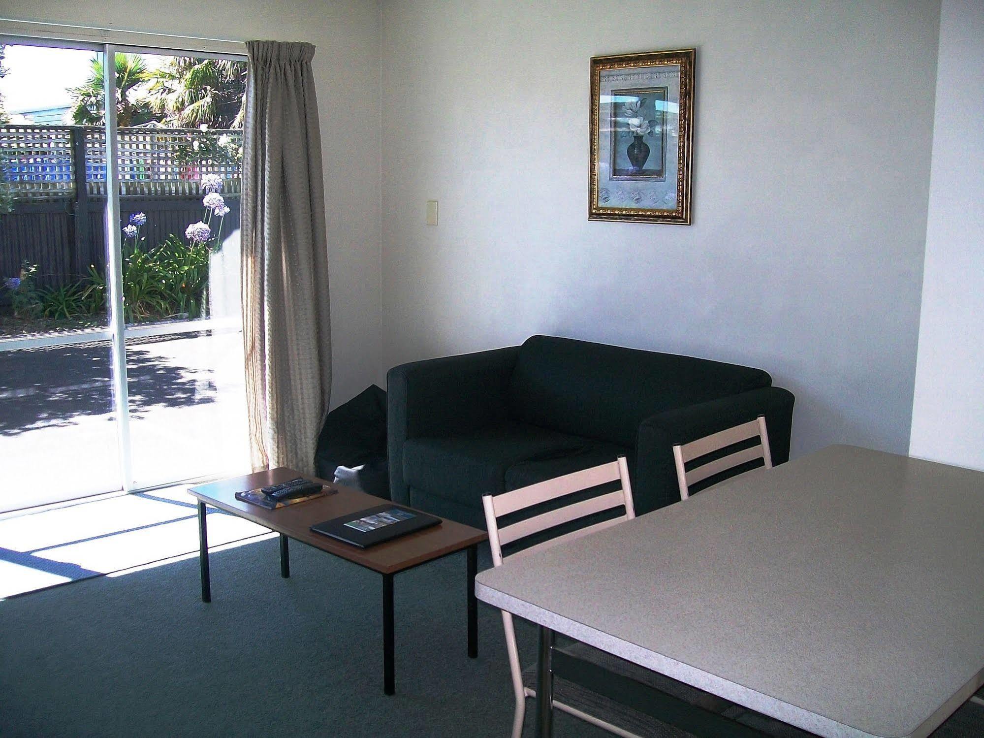 Cedar Court Motel Napier Ngoại thất bức ảnh