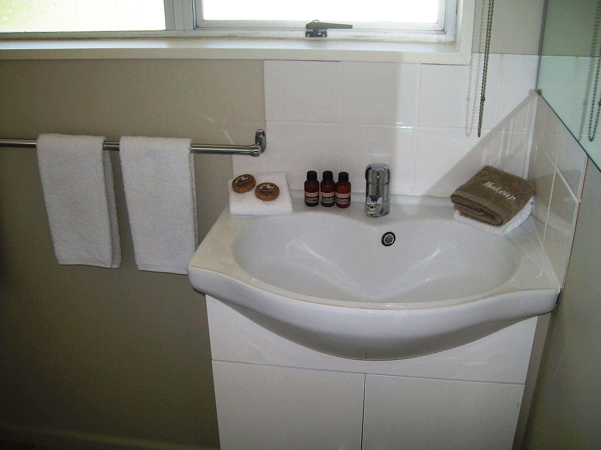Cedar Court Motel Napier Ngoại thất bức ảnh