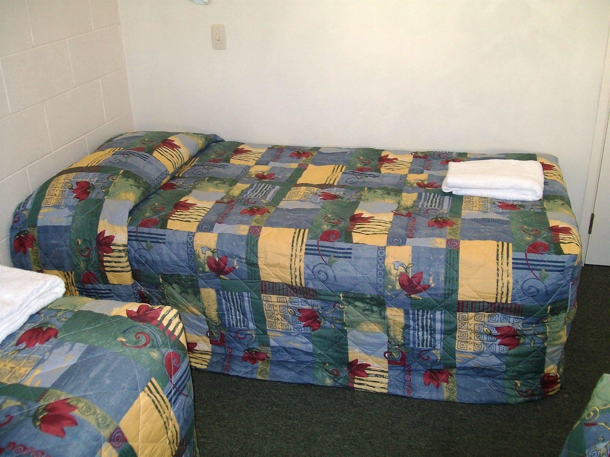 Cedar Court Motel Napier Ngoại thất bức ảnh