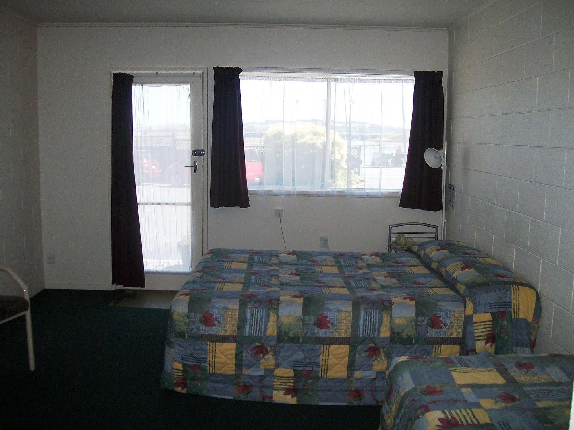 Cedar Court Motel Napier Ngoại thất bức ảnh
